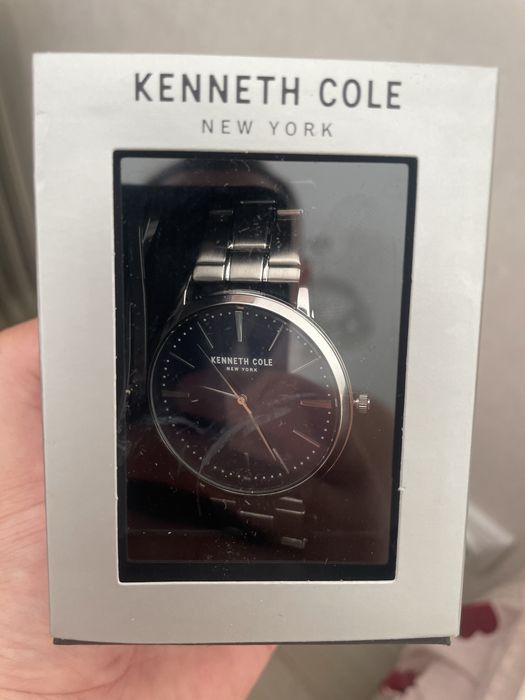 Наручные часы KANNETH COLE