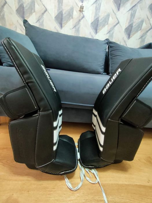 Щитки вратарские Bauer