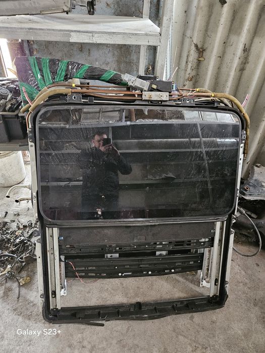 Люк в сборе на тойоту хайландер