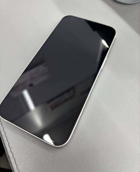 Продам iphone 13 128 ГБ
