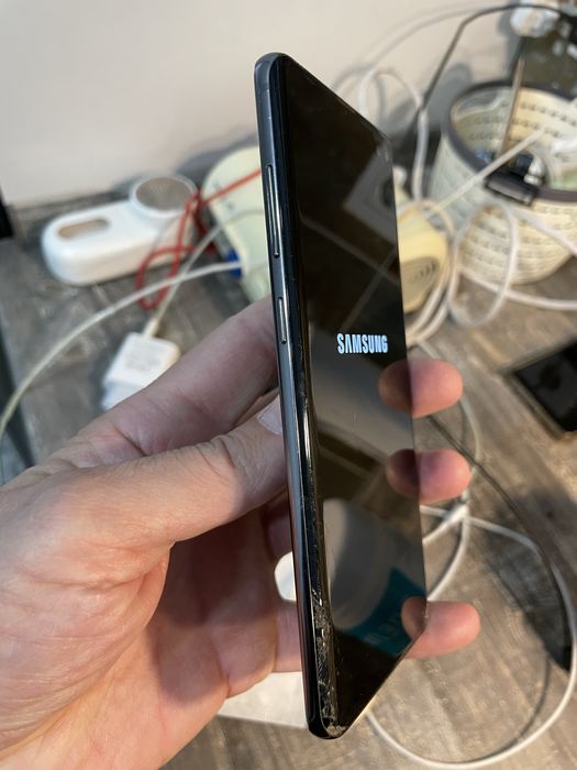 SAMSUNG Galaxy S10 Plus
