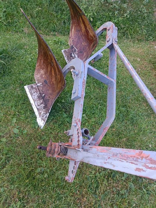 Pluguri sârbești cu 2 brazde