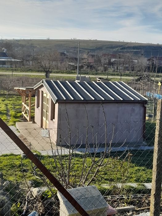 Vand teren intravilan com Pestera