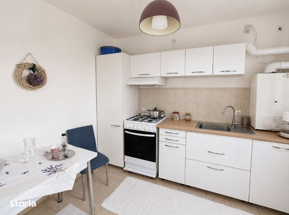 Apartament 2 Cam cu Terasă Metrou Republica