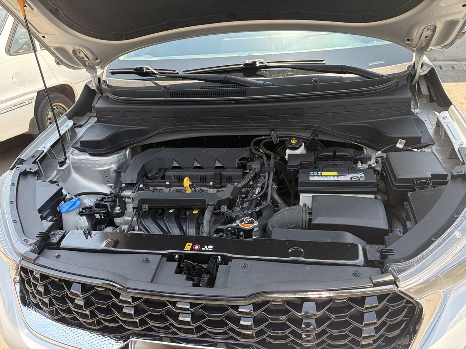 Kia sonet prestige 2024