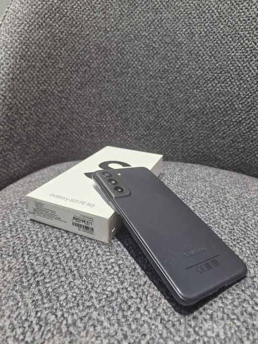 Samsung S21 FE самсунг