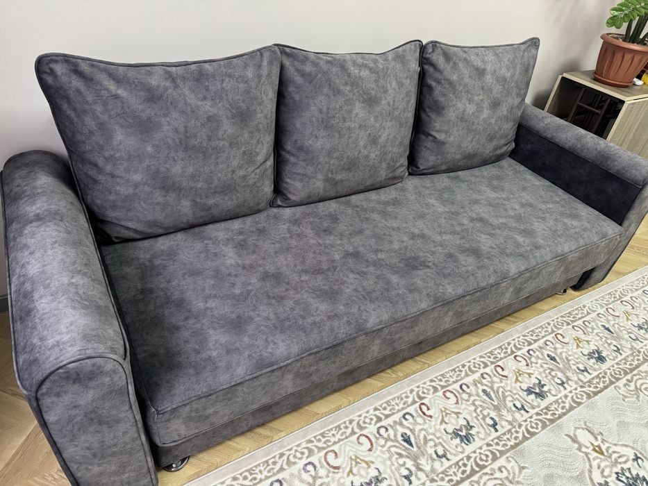 Диван для гостинной