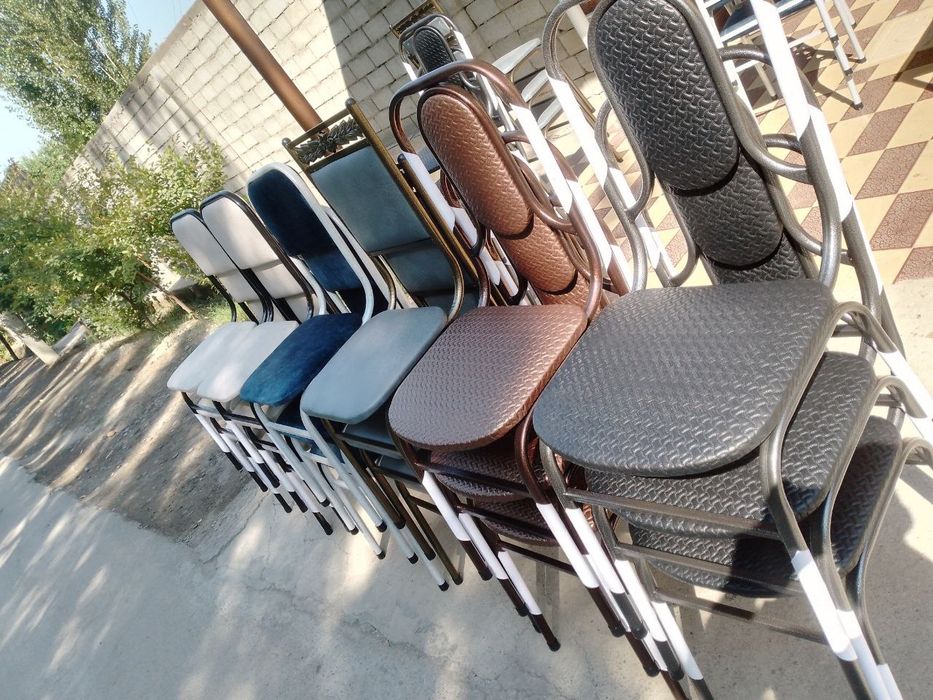 Oshxona. To'y xona va turli xil joylar uchun temir stol stullar