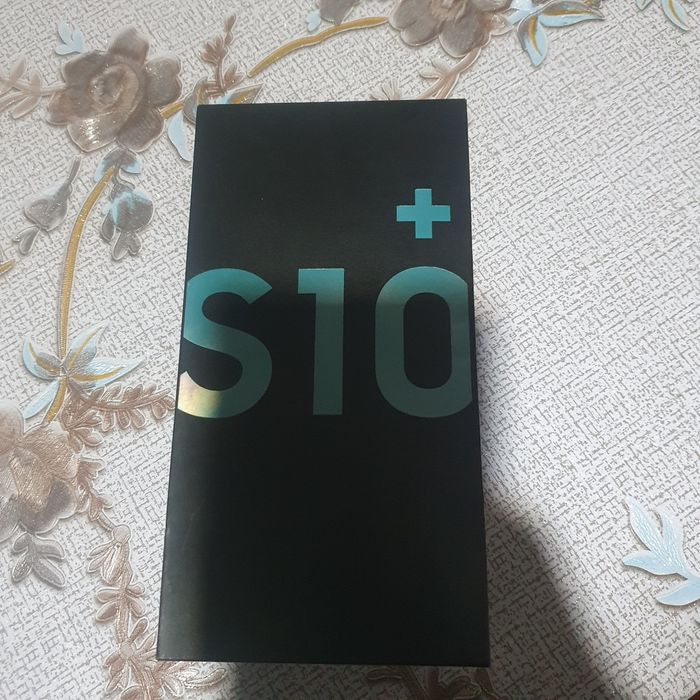 Продам Samsung galaxy S10+ 128гб