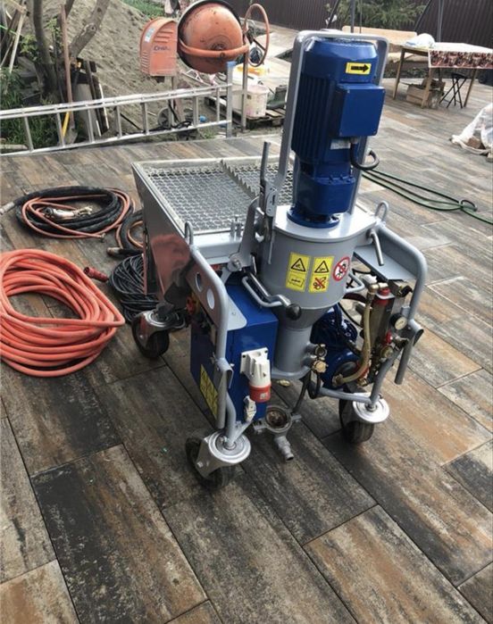 Tencuiala mecanizata