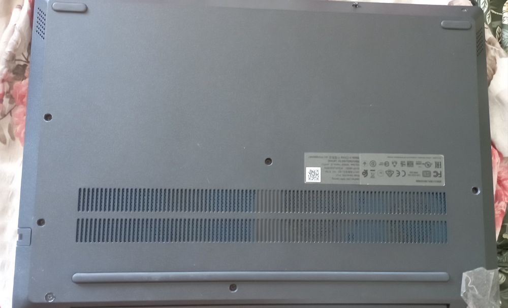 Laptop Lenovo Gaming - Ventilator Extern + Mouse CADOU