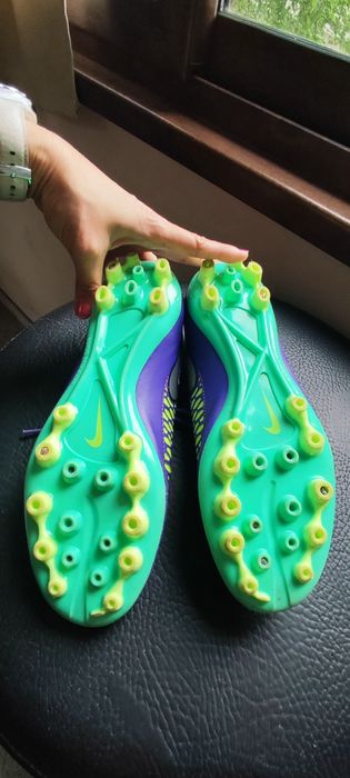 NIKE MAGISTA бутонки размер 42