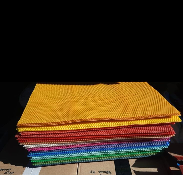 Цветная вощина Продам