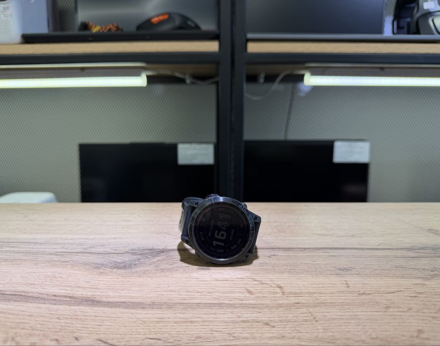 Смарт-часы Garmin Fenix 7, Sapphire Solar, есть царапины, 1722/А10