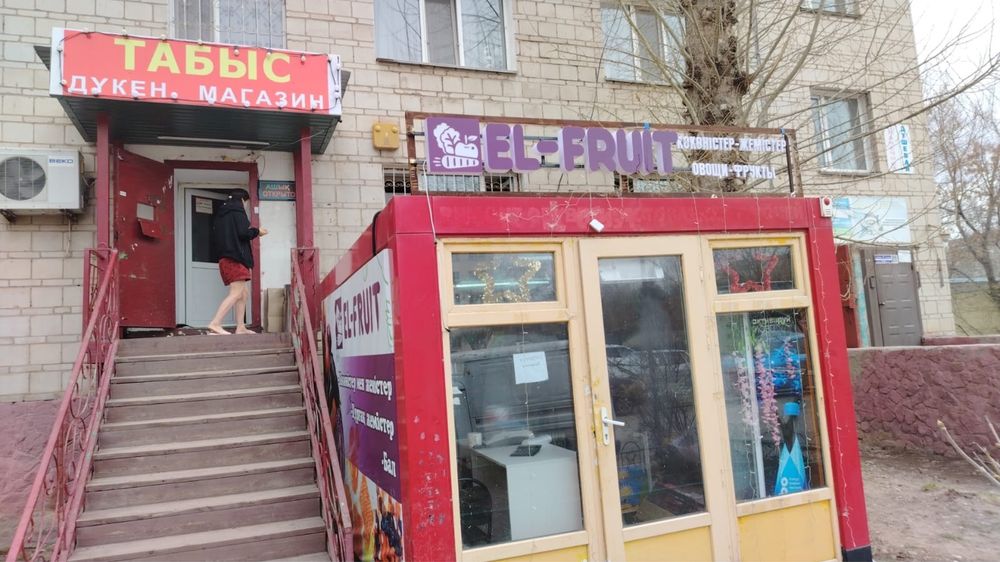 Сдам овощной ларек в проходимом месте