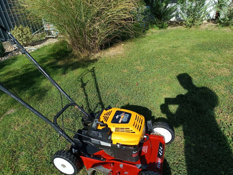 Mașină tuns iarba Toro cu tractiune