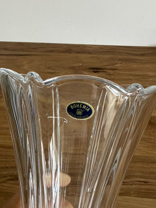 Продам вазу Bohemia