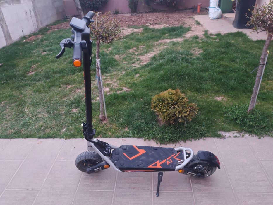 Trotineta electrică Kukirin A1
