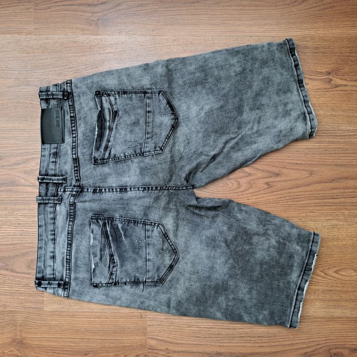 Къси мъжки дънки