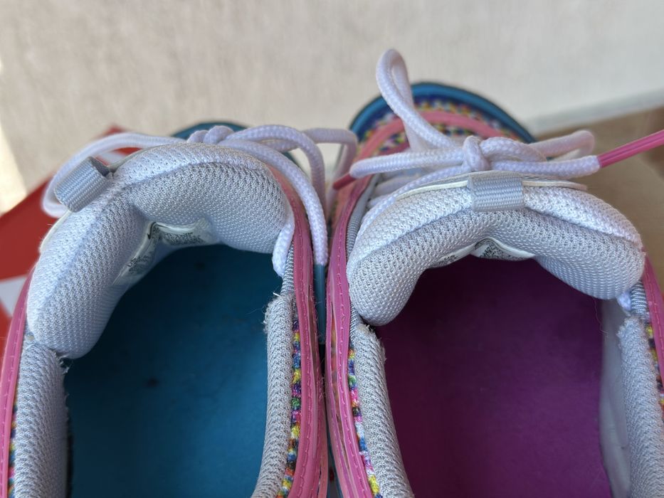 Nike Air max marimea 39. Ca noi.