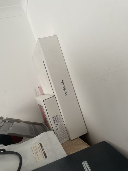 macbook air16 2025