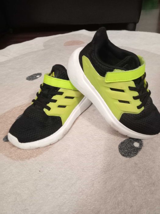 Маратонки Adidas