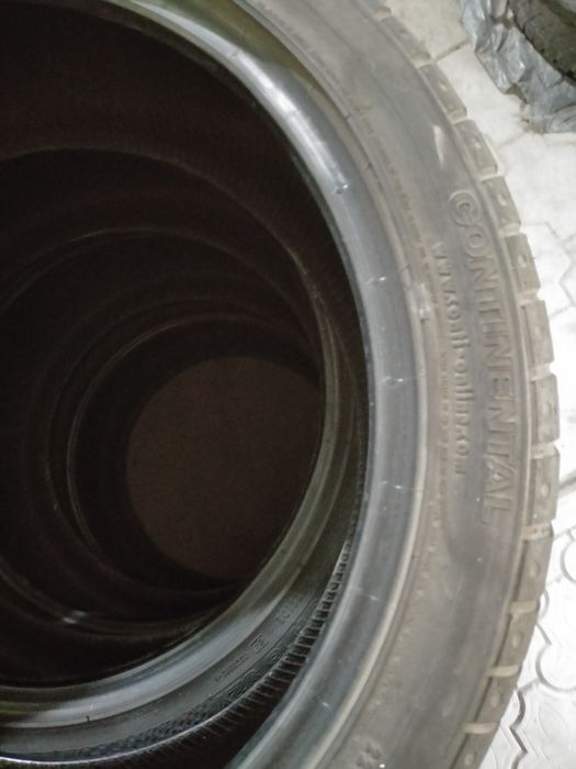 Продам комплект летних шин Continental