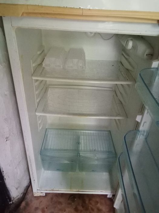 Продам холодильник