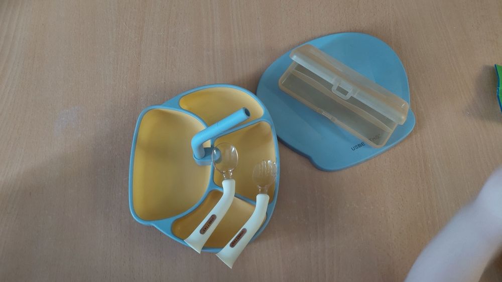 Продам набор детской посуды