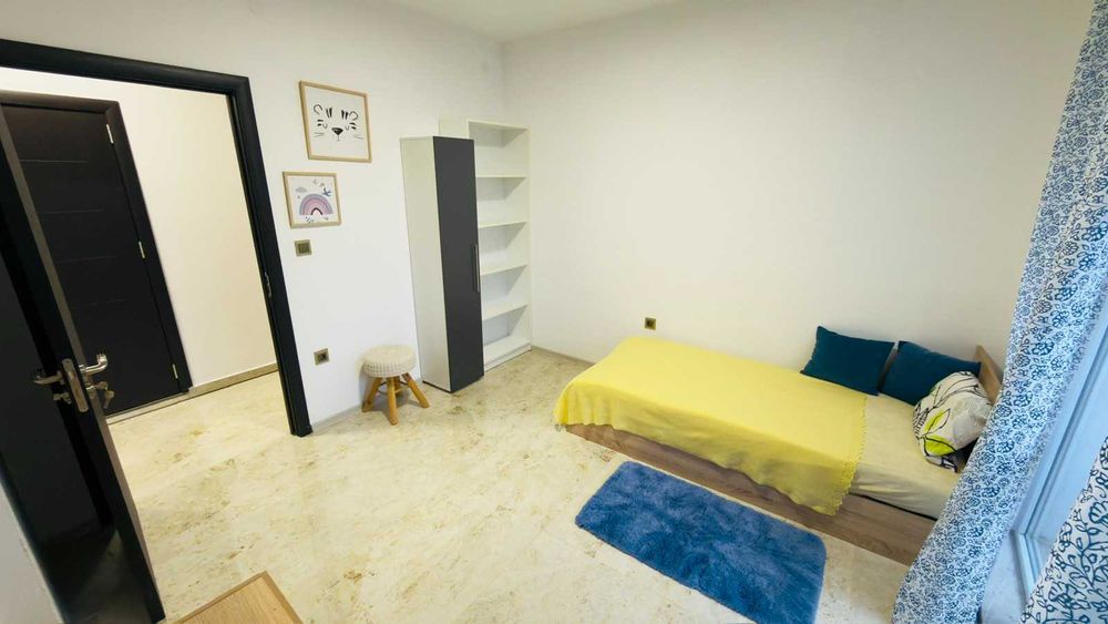 Дава се под наем Тристаен апартамент в Пазарджик, Център - 100 кв.м за 368.73 € - Снимка #5