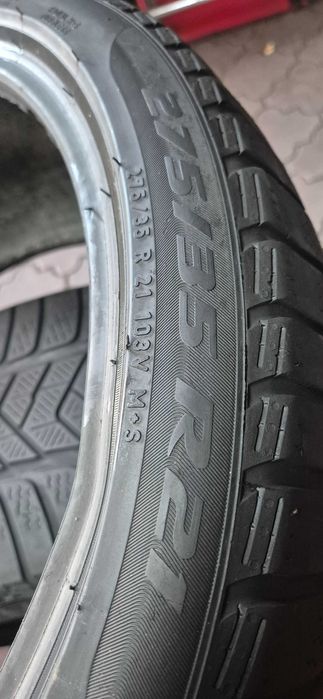 Pirelli  275/35/21  m&s iarna