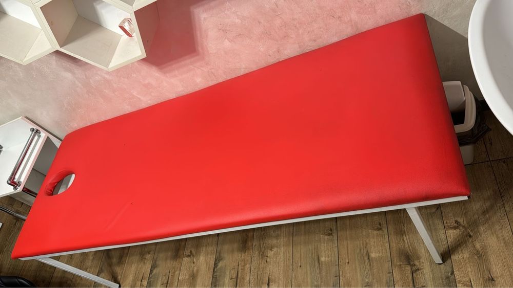 Кушетка для массажа