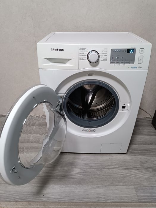 Стиральная машина автомат