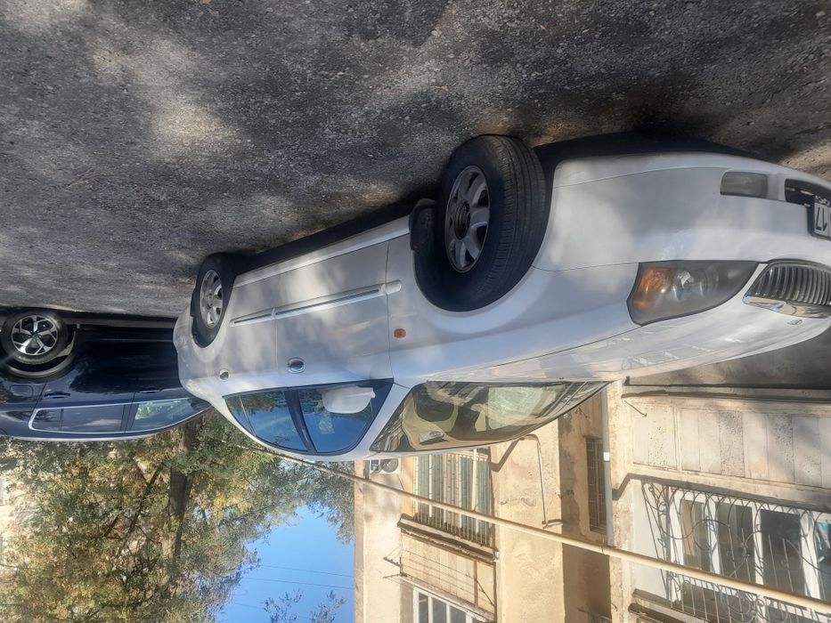 Автомобиль магнус