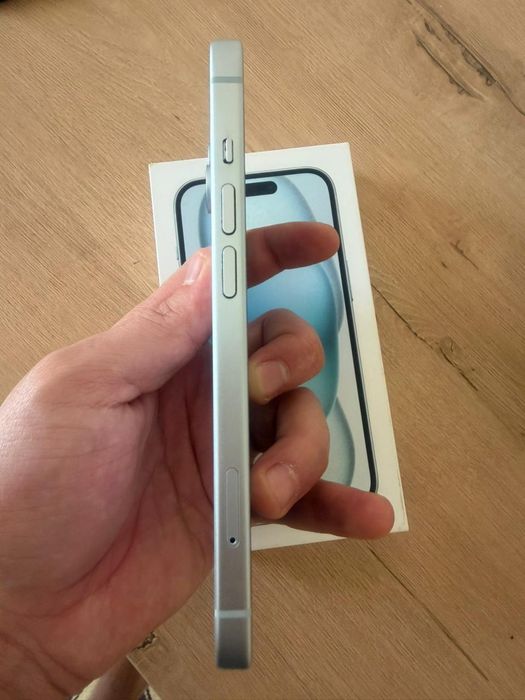 Айфон 15 в хорошем состоянии