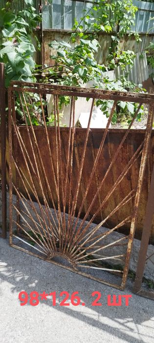 Решетки оконные б/у