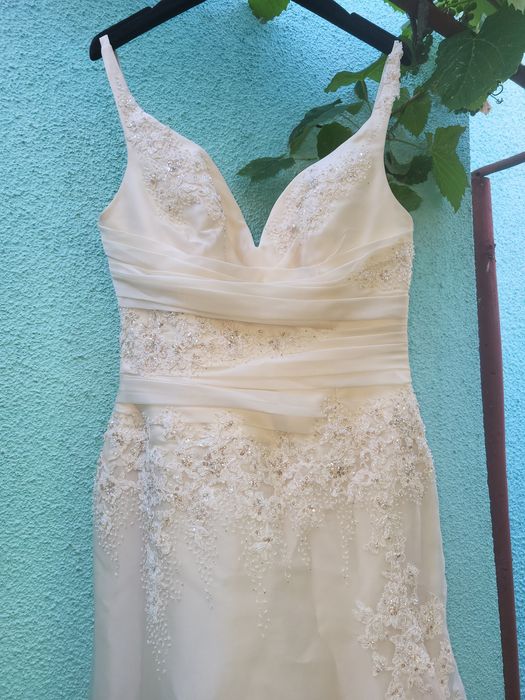 Vand rochie de mireasa marimea 40