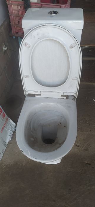 Унитаз бу в хорошем состаянием