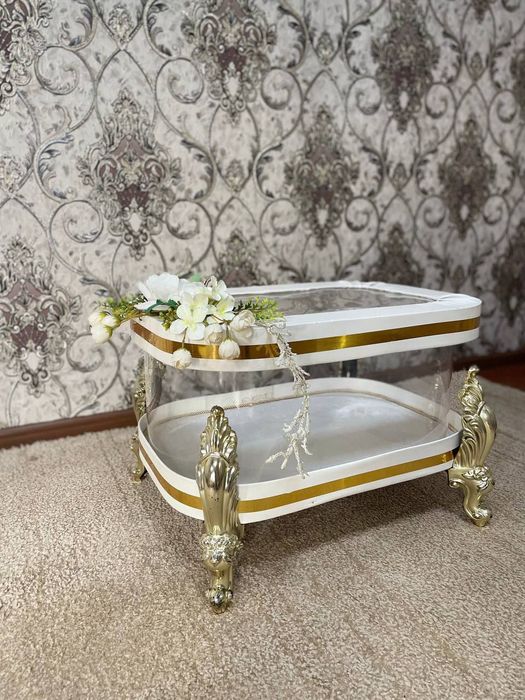 Toy va marosimlar uchun idishlar