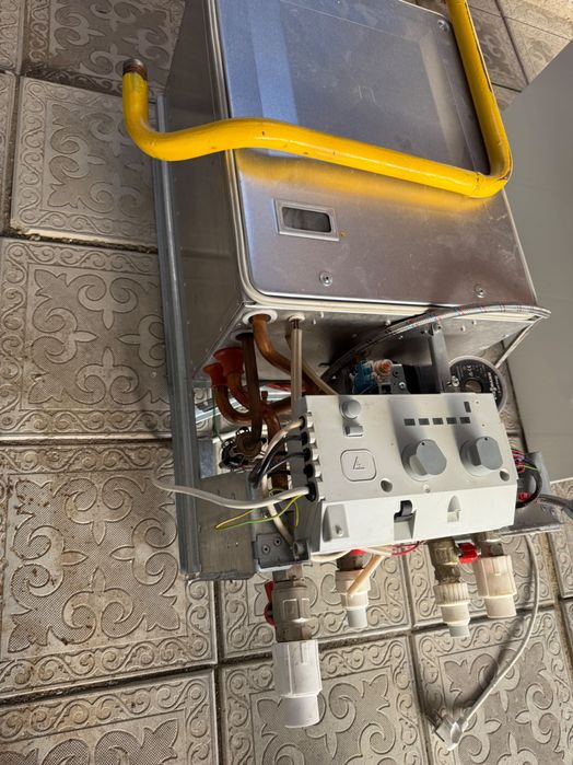 Продам котел BOSH