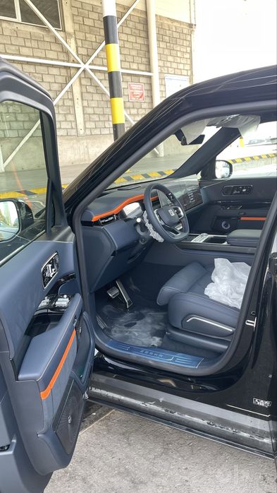 Zeekr Black Obsidian 1400 HP