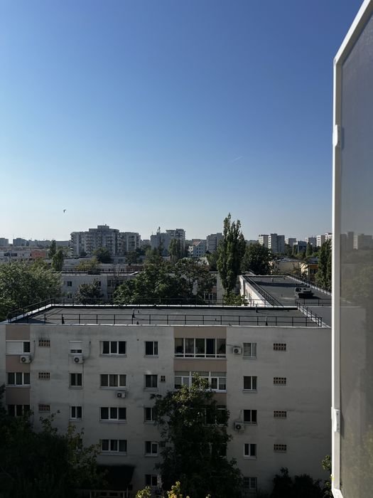 Particular, inchiriez apartament 2 camere  Metrou Titan