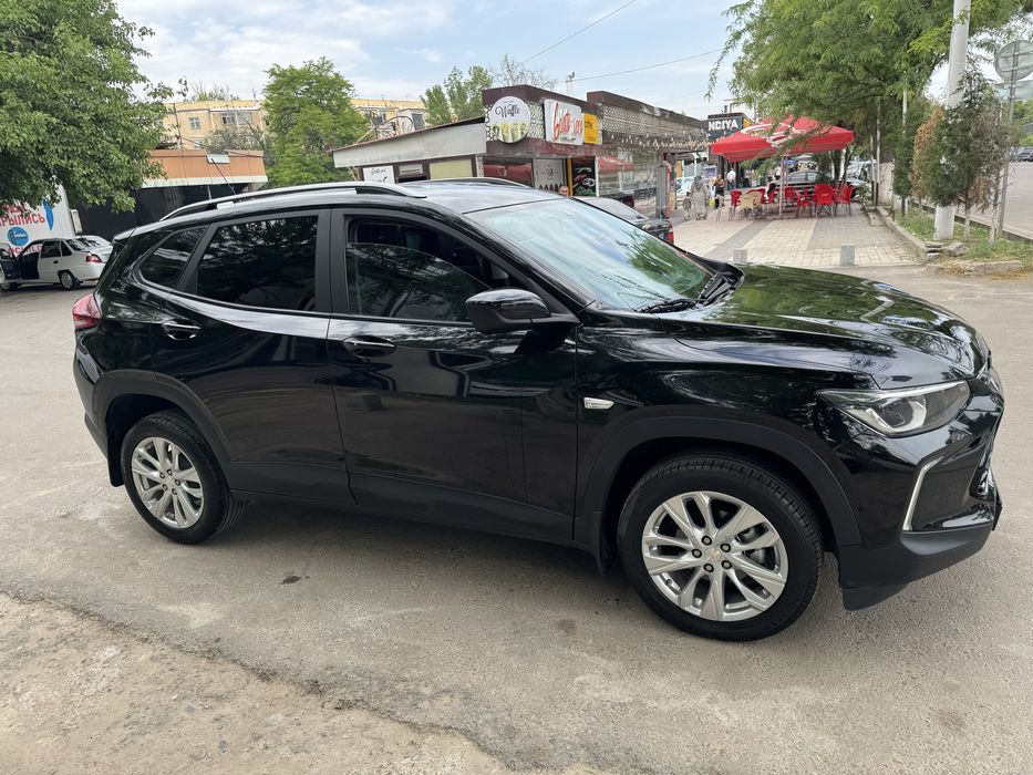 Chevrolet Tracker 2022 — 3