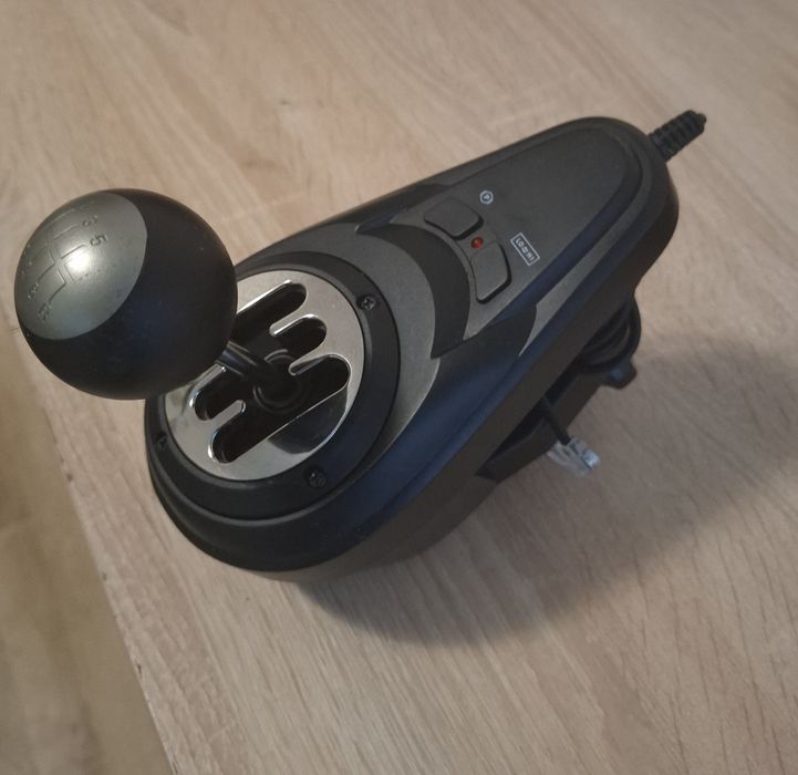 Волан на марка Tracer .