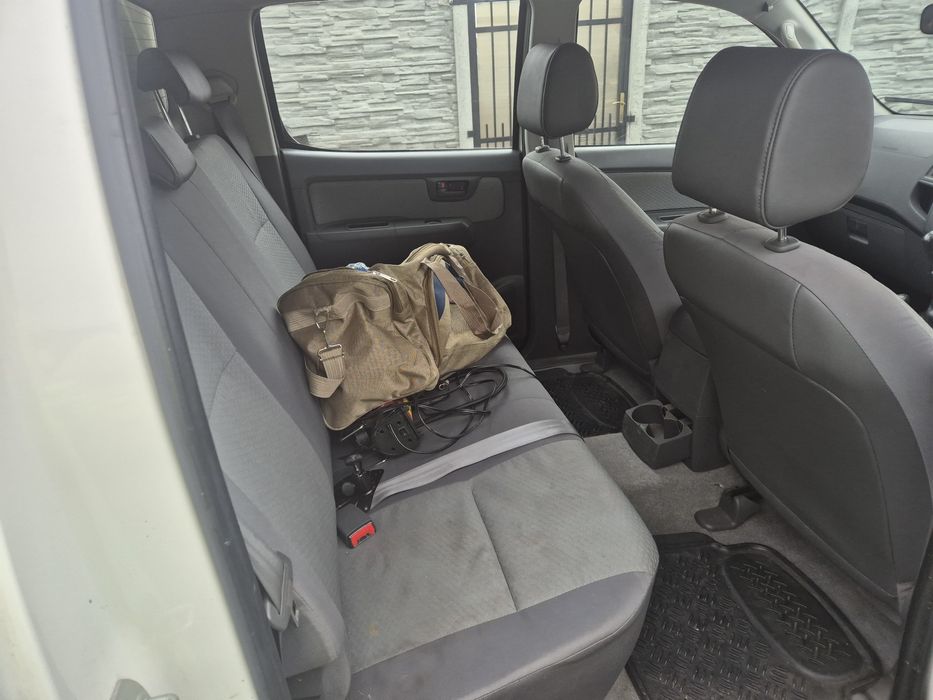 Toyota Hilux 2.5 Euro 5 2012 Manuala 4Work volan dreapta