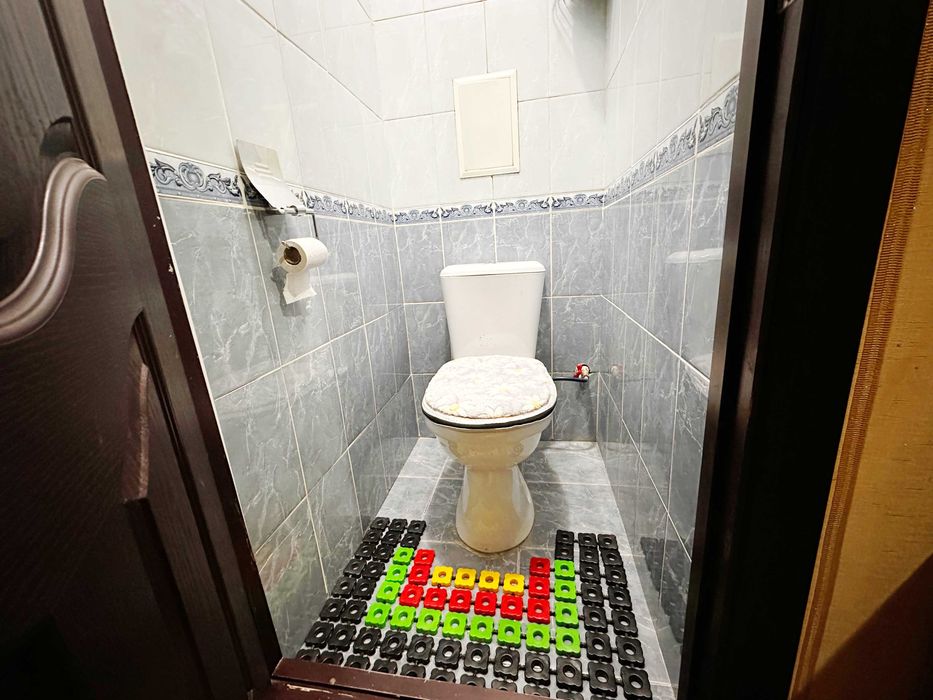 Продается 2 комнатная квартира вдоль дороги на Кадышева