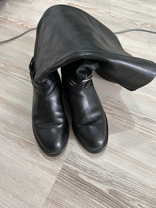 Зимние женские сапоги