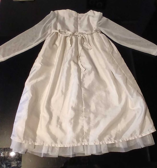 Официална рокля и обувки