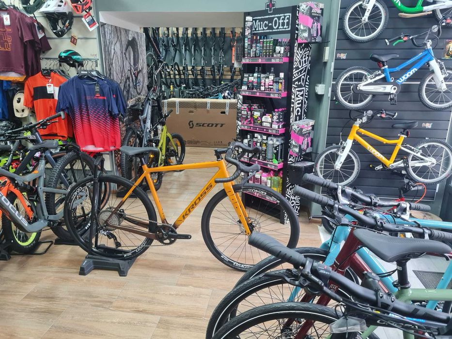 Bicicleta gravel Kross Esker 7.0 28- L- stoc la Est Bike Funky Sports