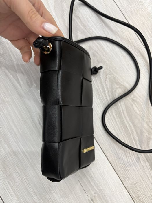 Чанта за телефон Gino Rossi